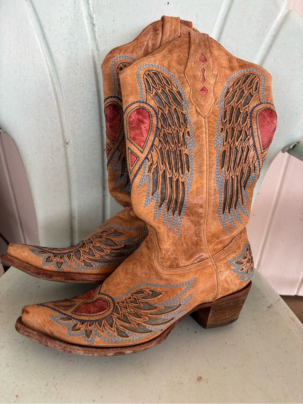 Women's Tan Embroidered Wing & Heart Western Boots
